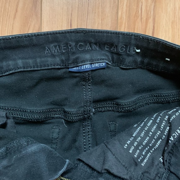 AE ripped skinny jeans euc - Picture 2 of 4